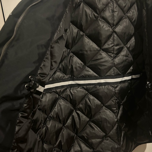 Land's End Women's Expedition Waterproof Down
Winter Parka w/ Faux Fur Hood M/P - Picture 11 of 11